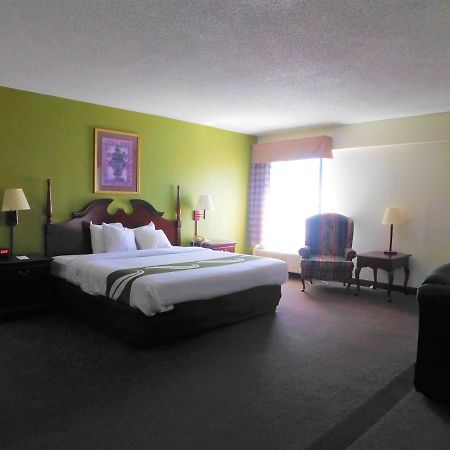 Quality Inn Томасвил Екстериор снимка