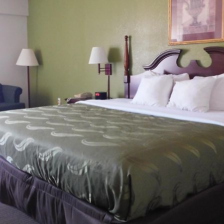 Quality Inn Томасвил Екстериор снимка